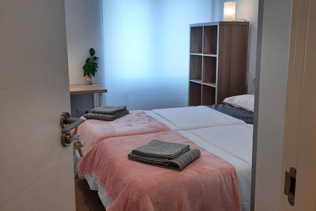 Apartamentos Milan 2 오비에도 외부 사진